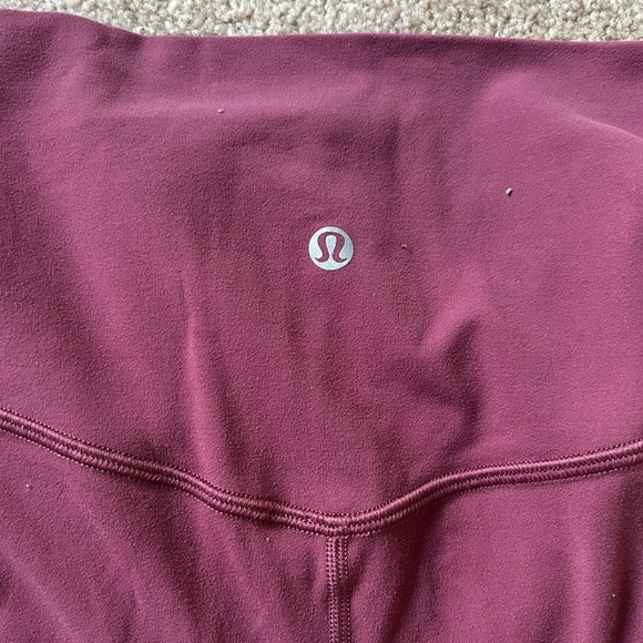 Lululemon align leggings size 4!! - Picture 4 of 5